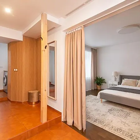 Stylish & Cozy Uzupis By Urban Rent