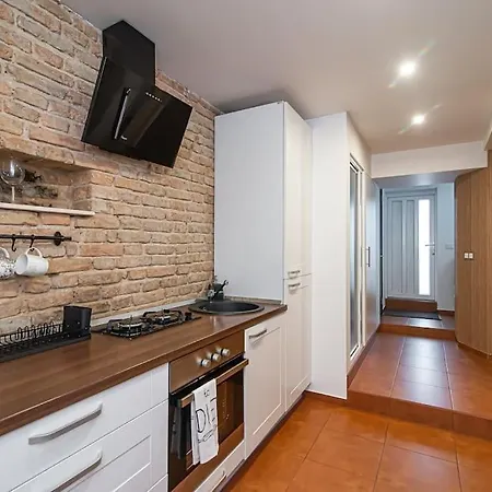 Stylish & Cozy Uzupis By Urban Rent Вільнюс