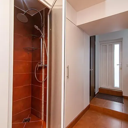 Stylish & Cozy Uzupis By Urban Rent Apartment Wilna