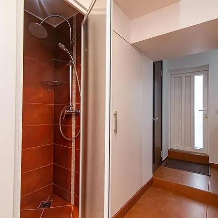 Stylish & Cozy Uzupis By Urban Rent Apartamento Vilna