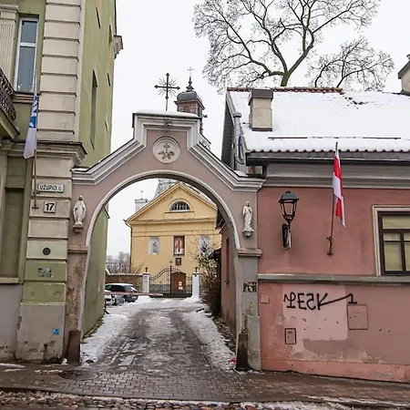 Stylish & Cozy Uzupis By Urban Rent Apartment