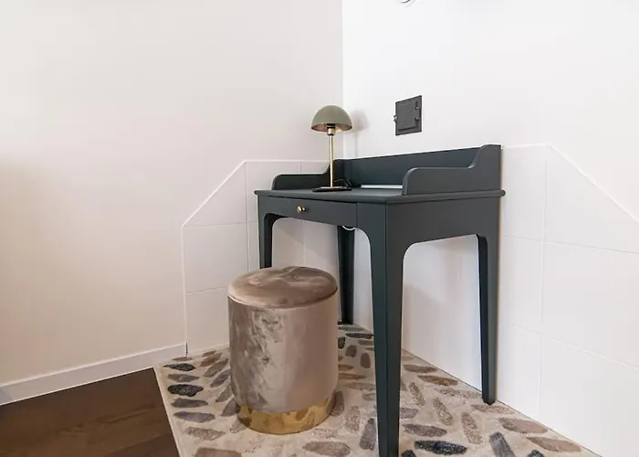 Stylish & Cozy Uzupis By Urban Rent Apartman